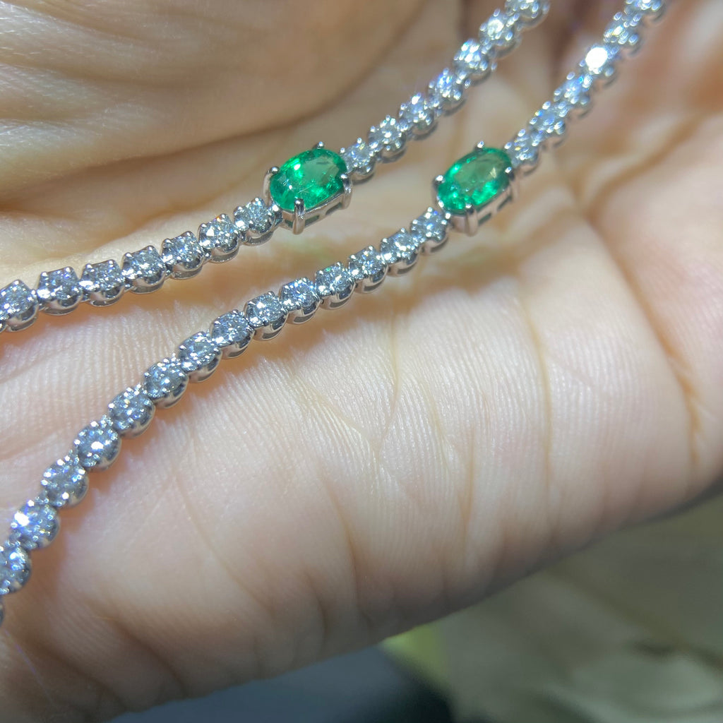 18K White Gold 3.48ct in Diamonds 2.91ct Emerald  Necklace  EMDN015 TIJJ (etsy image id: 4083732442)