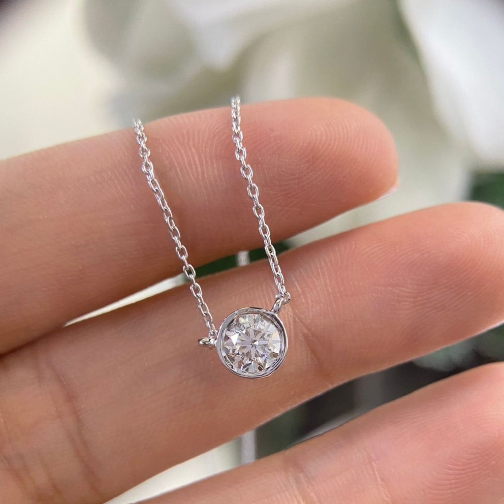 14K White Gold Natural Diamond 0.70ct Pendant Necklace. F color. VS2 Clarity DP0026 IZJJ. (etsy image id: 4791430624)