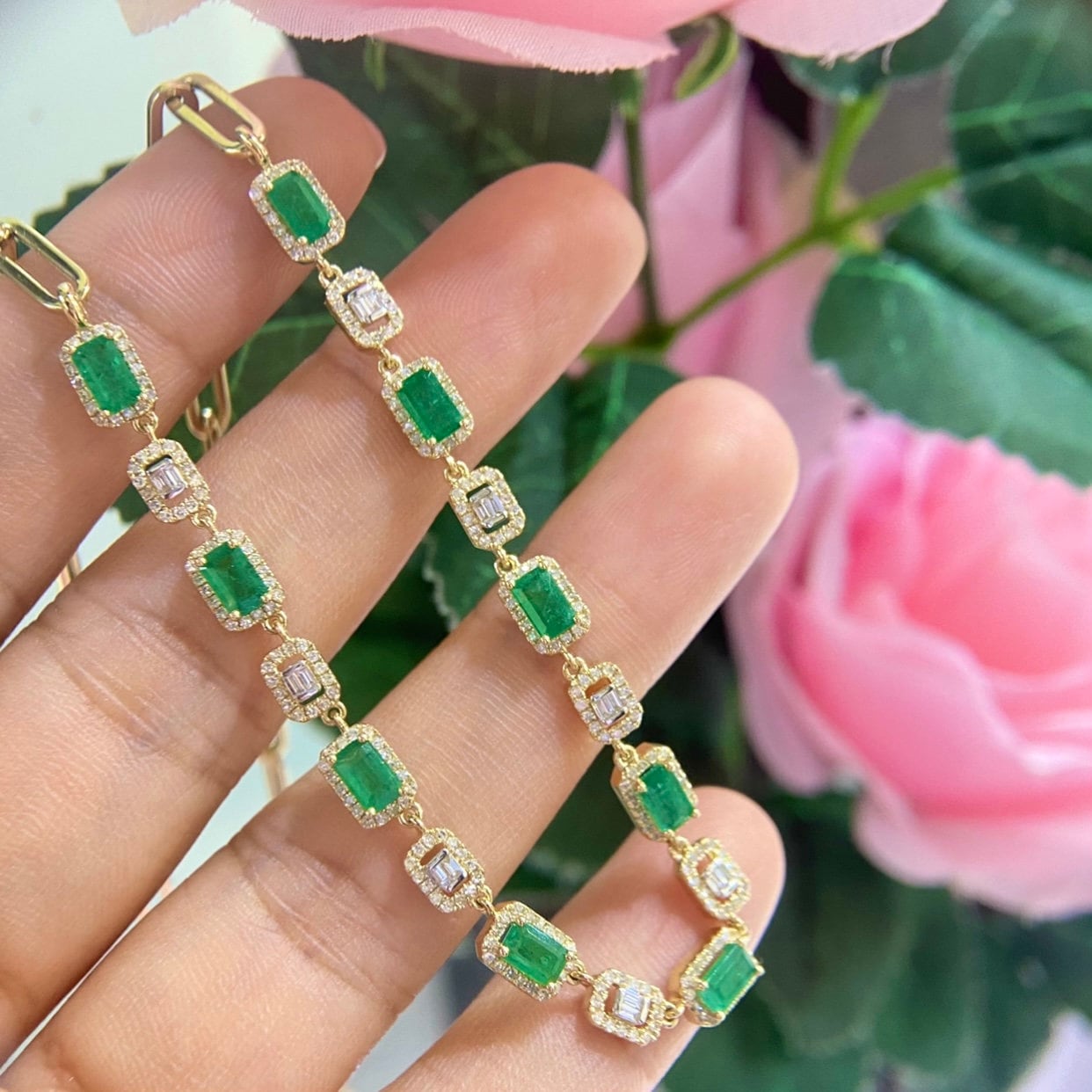 14K Yellow Gold 2.75ct Emerald and 0.24ct Diamonds Necklace. (etsy image id: 4892097118)