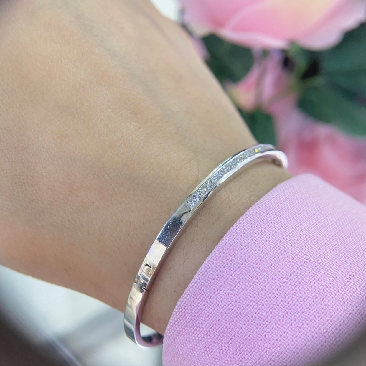 14K White Gold Bangle with 1.15ct in Natural Diamonds DB0061 INJJ (etsy image id: 4892293822)