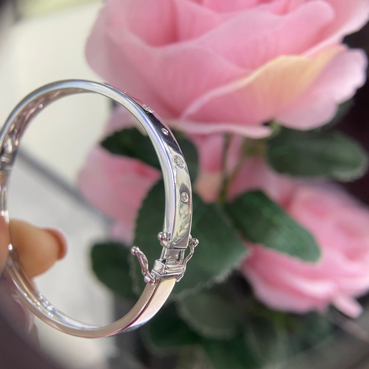 14K White Gold Bangle with 0.83ct Natural Diamonds (etsy image id: 4946659065)