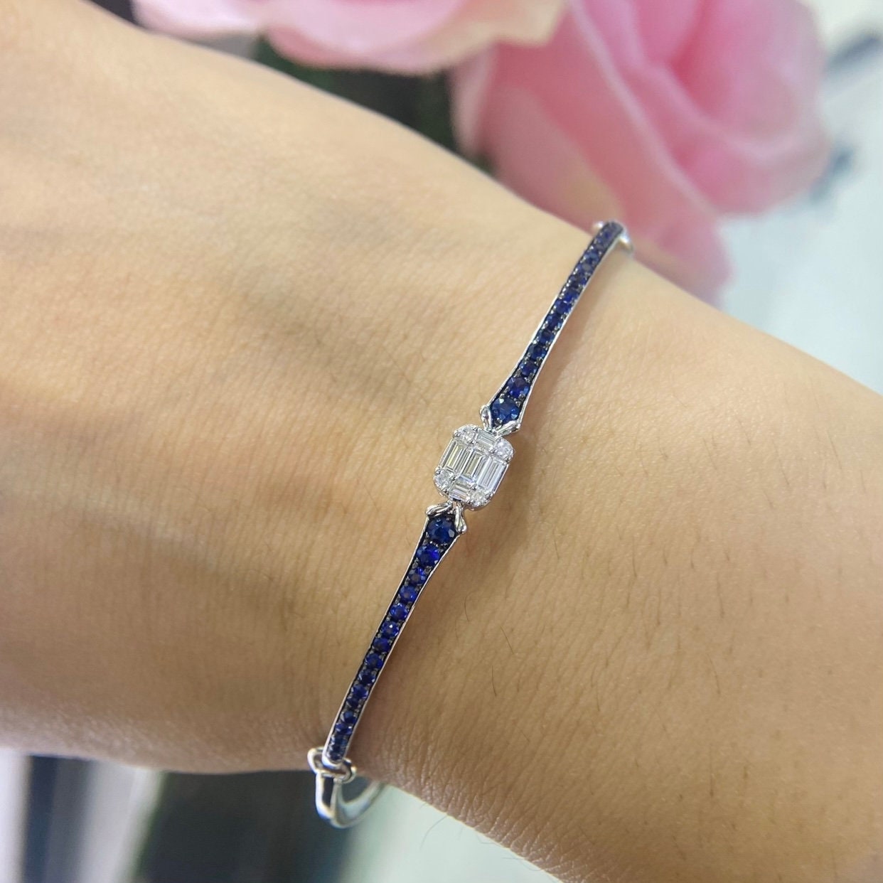 14K White Gold Bracelet with  0.85ct Sapphires and 0.26ct in Diamonds. DCB14418-2 (etsy image id: 5025014054)