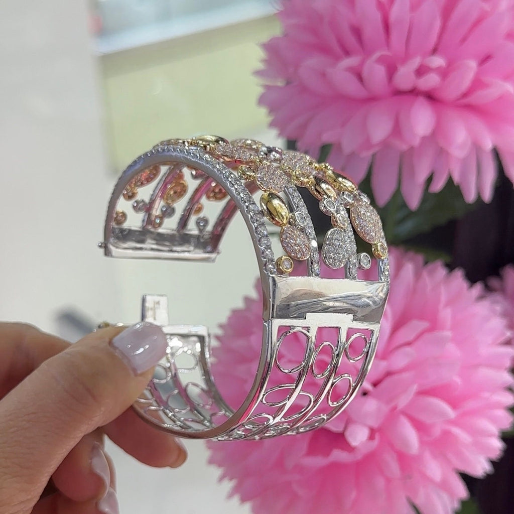 18K White and Yellow Gold Diamond Bangle with 11.42ct Diamond , VS2- SI. (etsy image id: 5631177037)