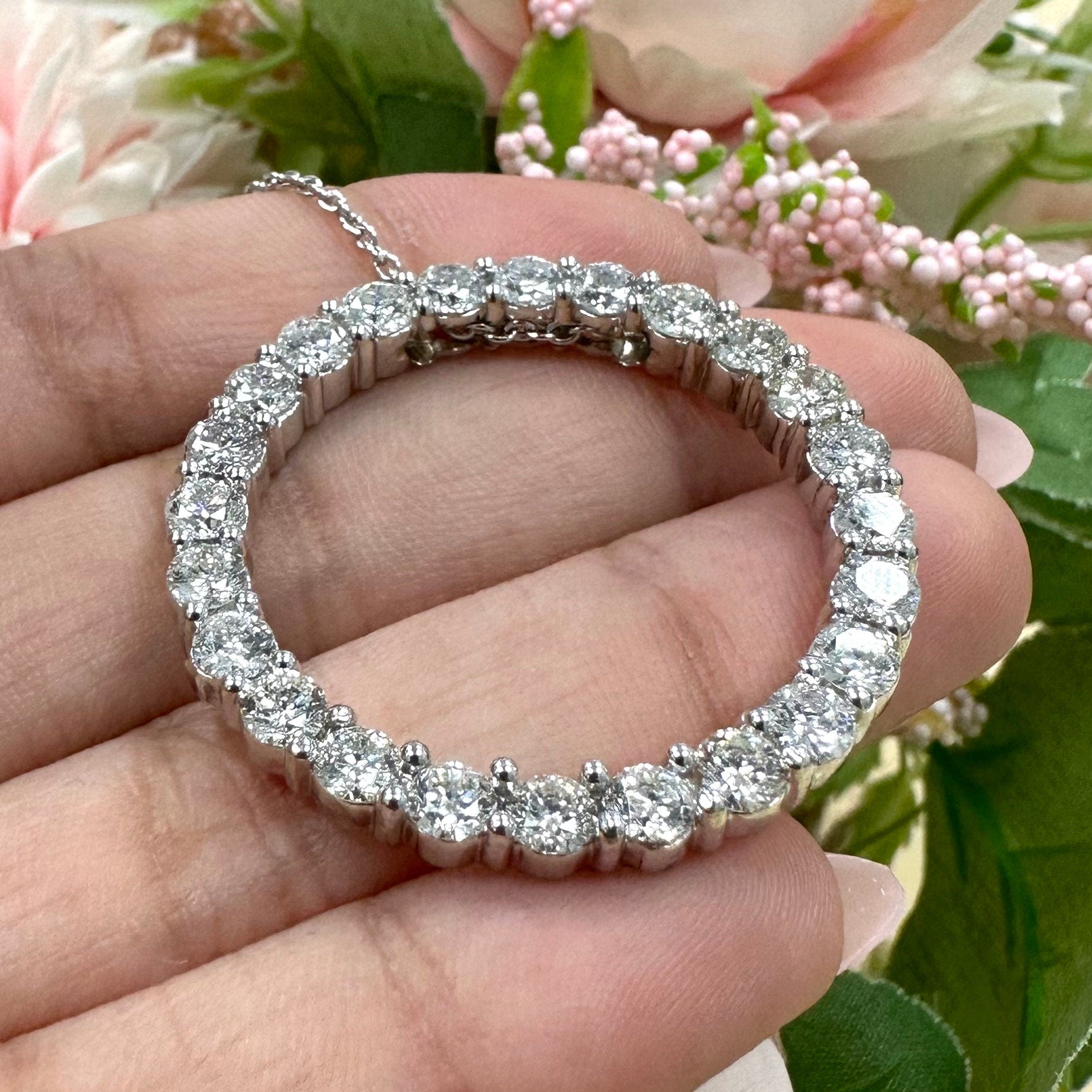 Elegant 14kt White Gold Circle of Life Pendant - Timeless Jewelry, Symbol of Everlasting Love (etsy image id: 5711766041)