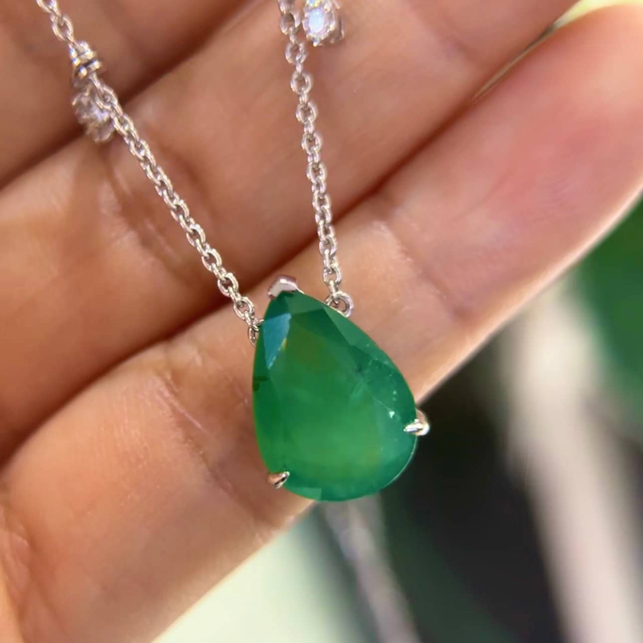 Pear Shape Natural Emerald Pendent with Natural Diamond Necklace (etsy image id: 5999426727)