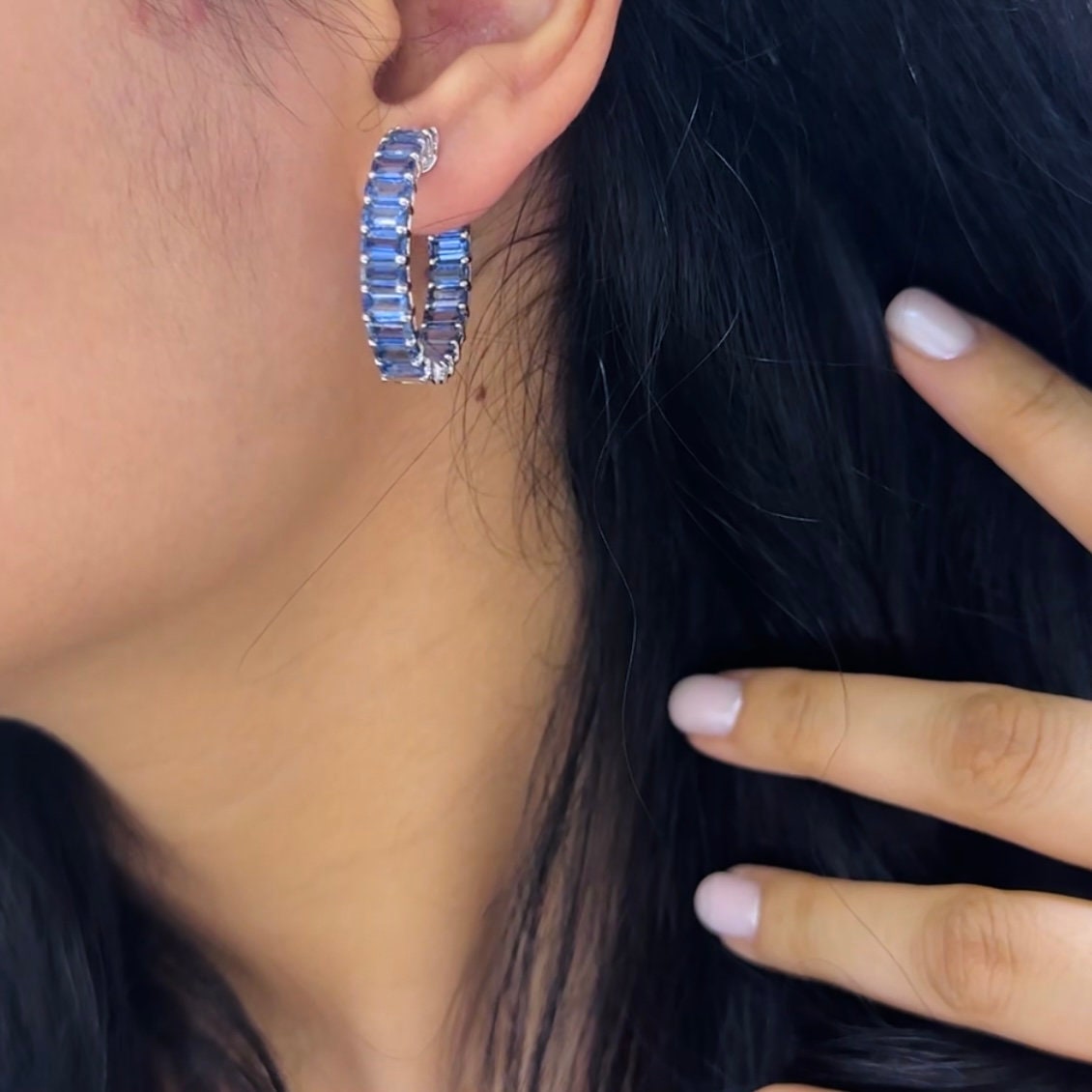 18Kt White Gold Sapphire Hoops Earrings ,13.46ct Natural Emerald cut Sapphire .In prong settings. SDER003 GJTJ (etsy image id: 5999450711)