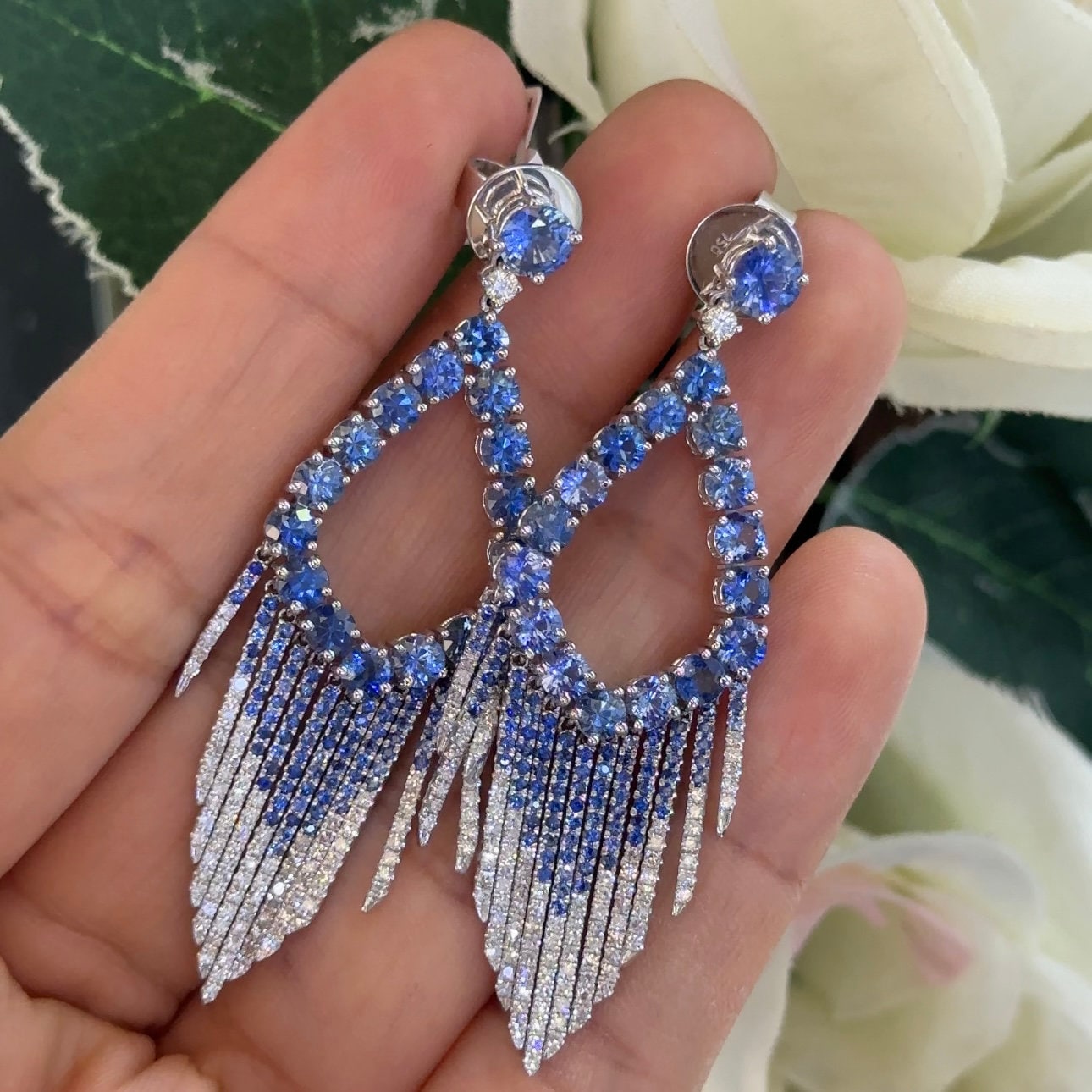18Kt White Gold Sapphire Earrings with 8.44ct in Sapphires , 1.15ct in Diamonds . G-H color, VS2-SI clarity.  SDER036 G,IJJ (etsy image id: 6080560210)
