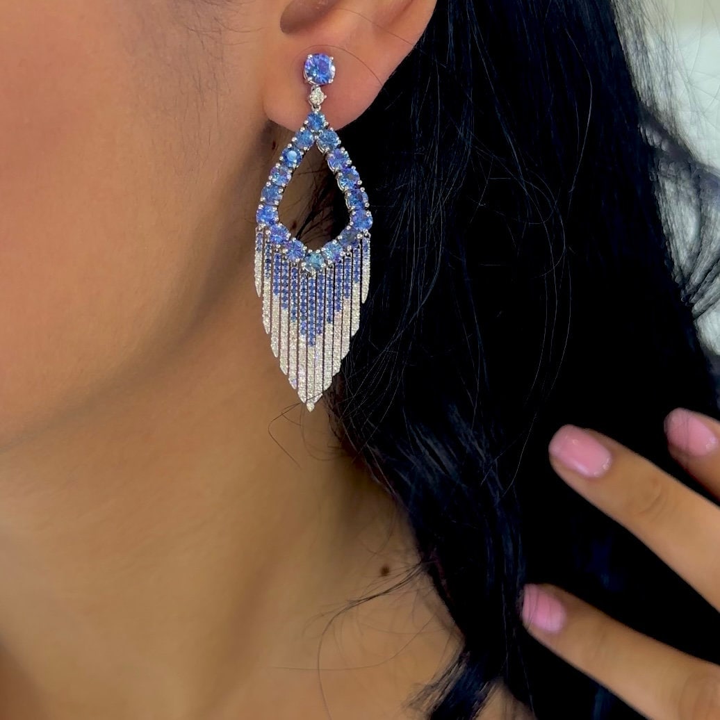 18Kt White Gold Sapphire Earrings with 8.44ct in Sapphires , 1.15ct in Diamonds . G-H color, VS2-SI clarity.  SDER036 G,IJJ (etsy image id: 6080560212)