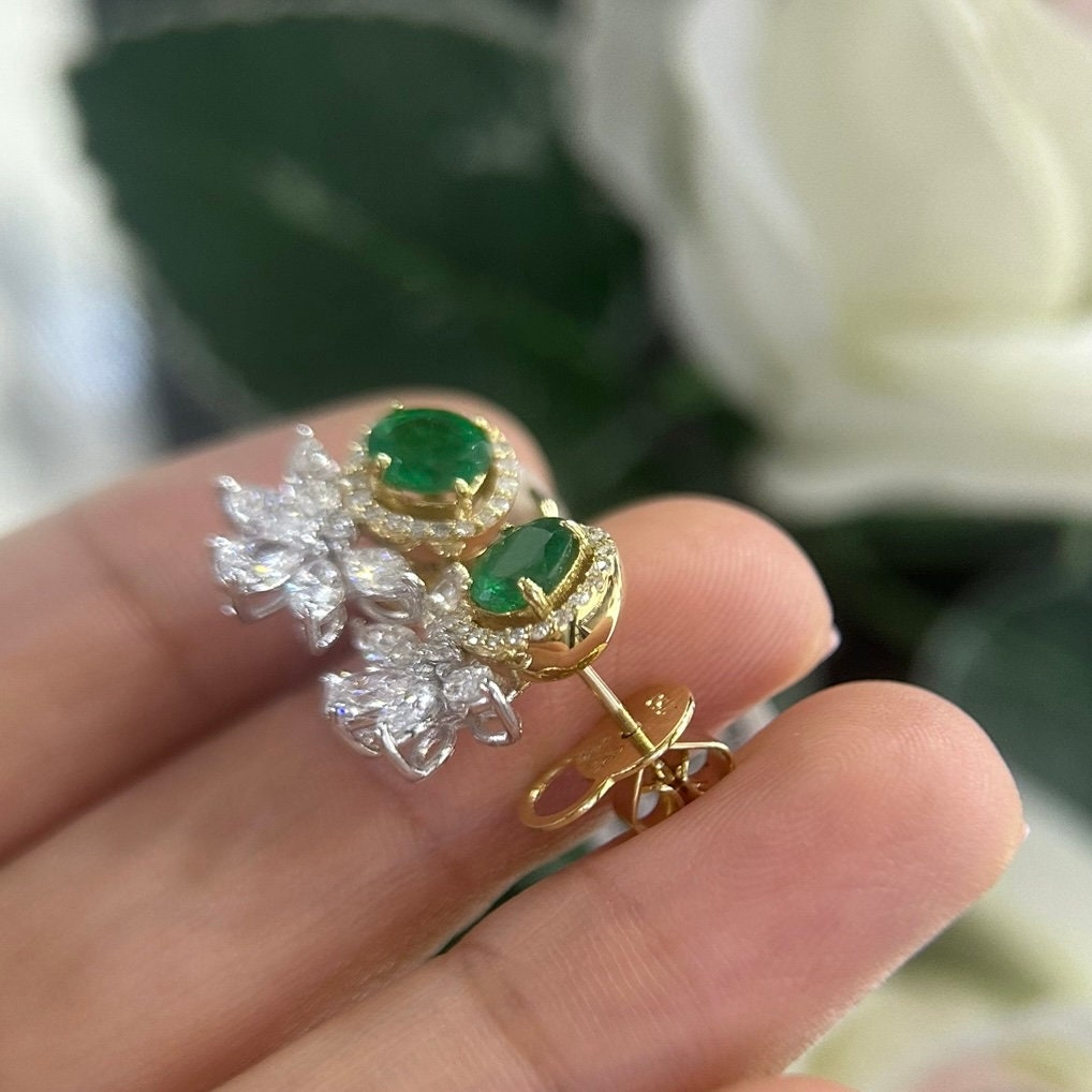 18Kt Yellow & White Gold Earrings , with 1.25ct emeralds rd cut and 1.12ct diamonds marquise cut. G-H color, VS2 SI Clarity, COLER IEAJ (etsy image id: 6081743140)