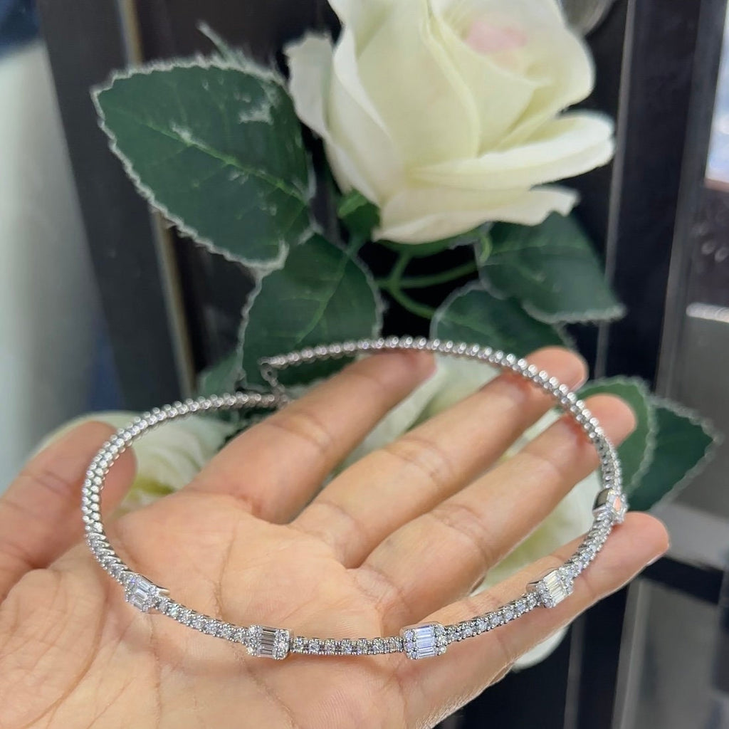 18Kt White Gold Diamond Necklace choker, with 2.35ct inn diamonds. G-H color, VS2 clarity. DN0015 ASTJ (etsy image id: 6081957430)