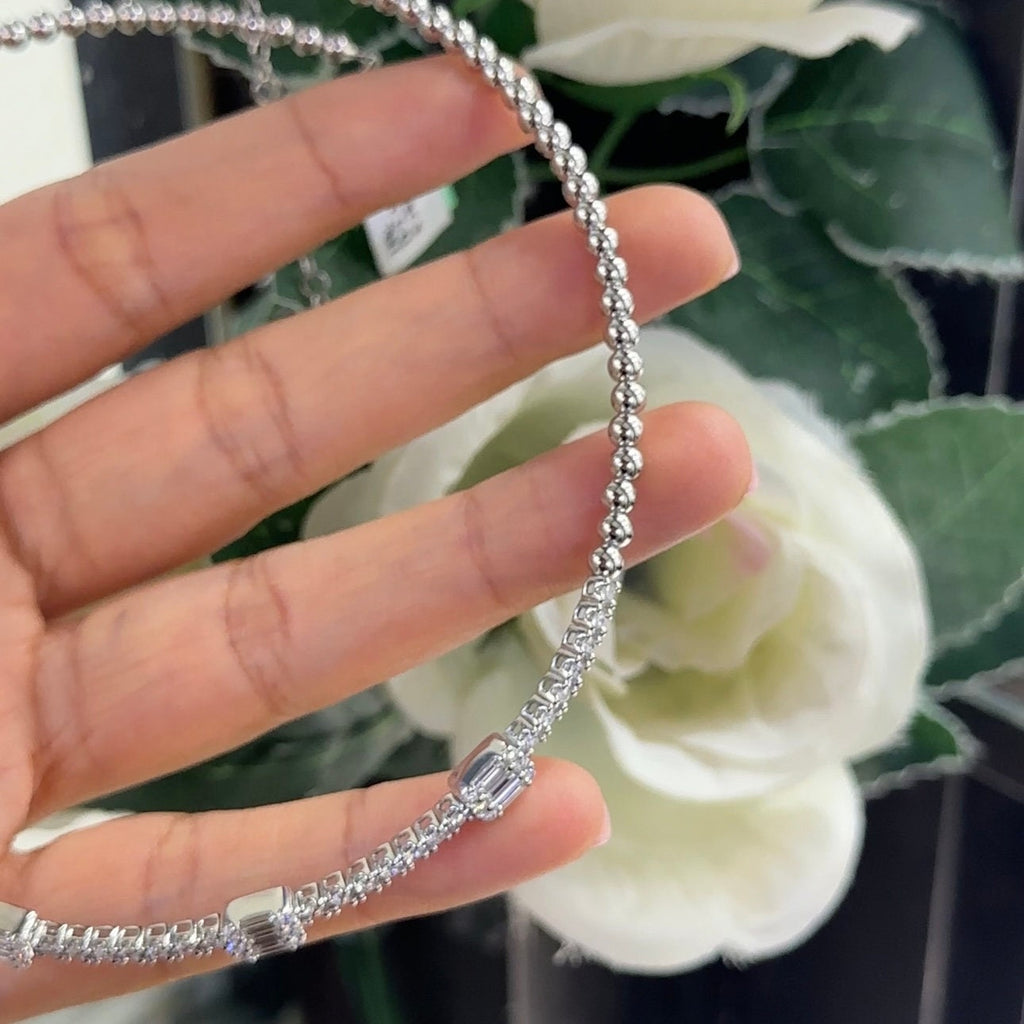 18Kt White Gold Diamond Necklace choker, with 2.35ct inn diamonds. G-H color, VS2 clarity. DN0015 ASTJ (etsy image id: 6081957432)