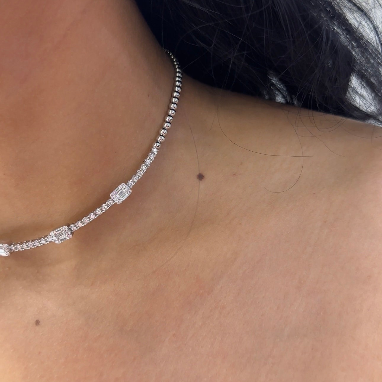 18Kt White Gold Diamond Necklace choker, with 2.35ct inn diamonds. G-H color, VS2 clarity. DN0015 ASTJ (etsy image id: 6130020811)