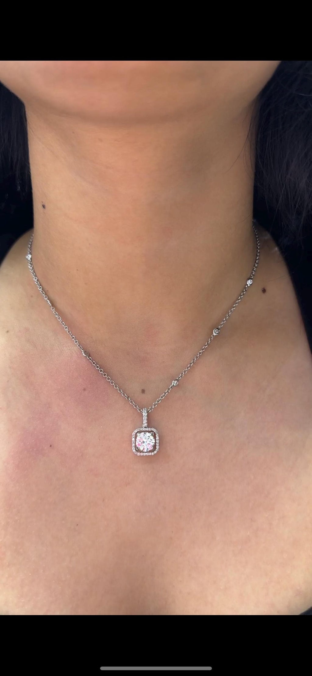 14Kt White Gold  Diamond Pendant with 2.03ct Lab Diamond,G color ,VS1 clarity with 0.45ct diamonds on the sides (etsy image id: 6731149637)