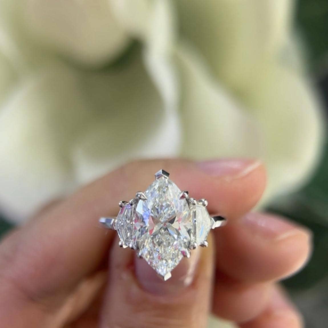 Platinum Ring GIA Certified Natural Diamond 3.51ct with 0.61ct diamonds as well. I color , SI2 Clarity. (etsy image id: 6734756029)