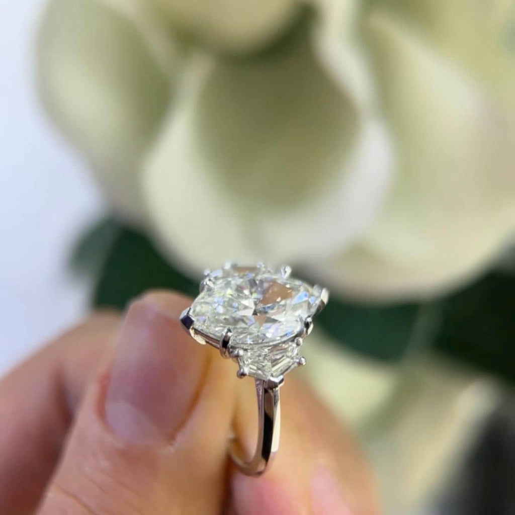 Platinum Ring GIA Certified Natural Diamond 3.51ct with 0.61ct diamonds as well. I color , SI2 Clarity. (etsy image id: 6734756033)
