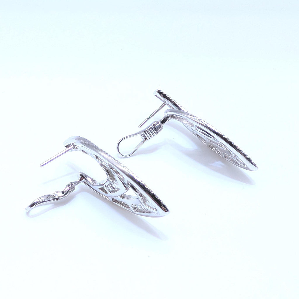 White Gold Dangle Earrings with Baguette and Round Cut Diamonds (etsy image id: 6974548499)