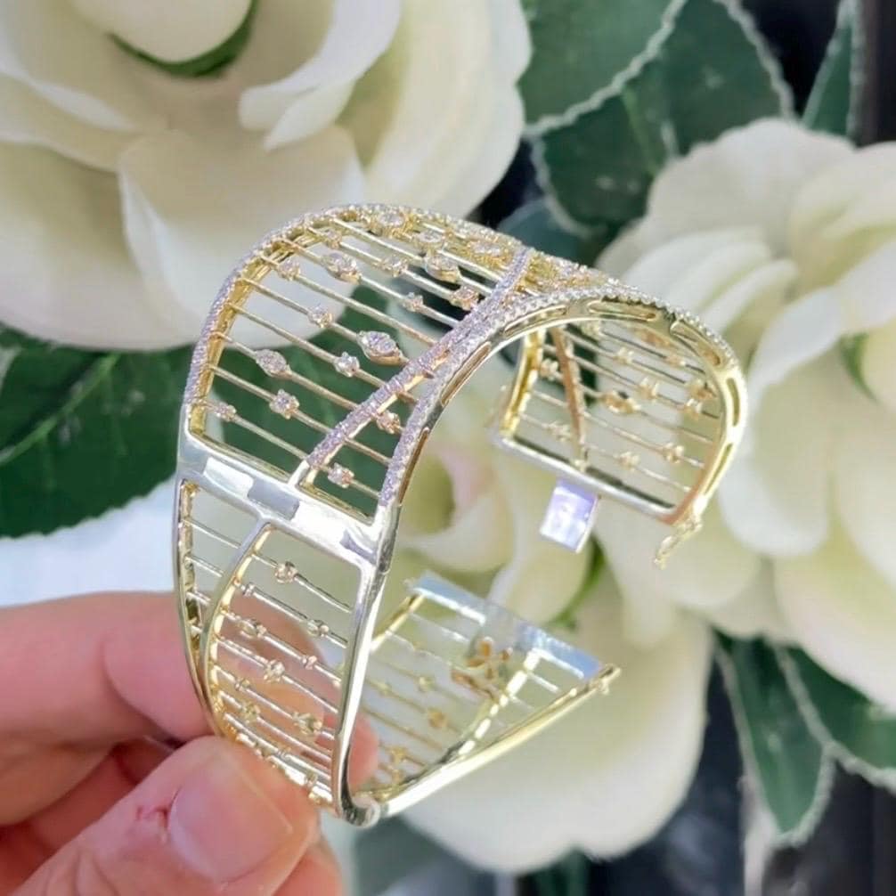 14K Yellow Gold Diamond Bangle – 3.52ct Round Diamonds DC-BNG TGJJ (etsy image id: 7199455716)