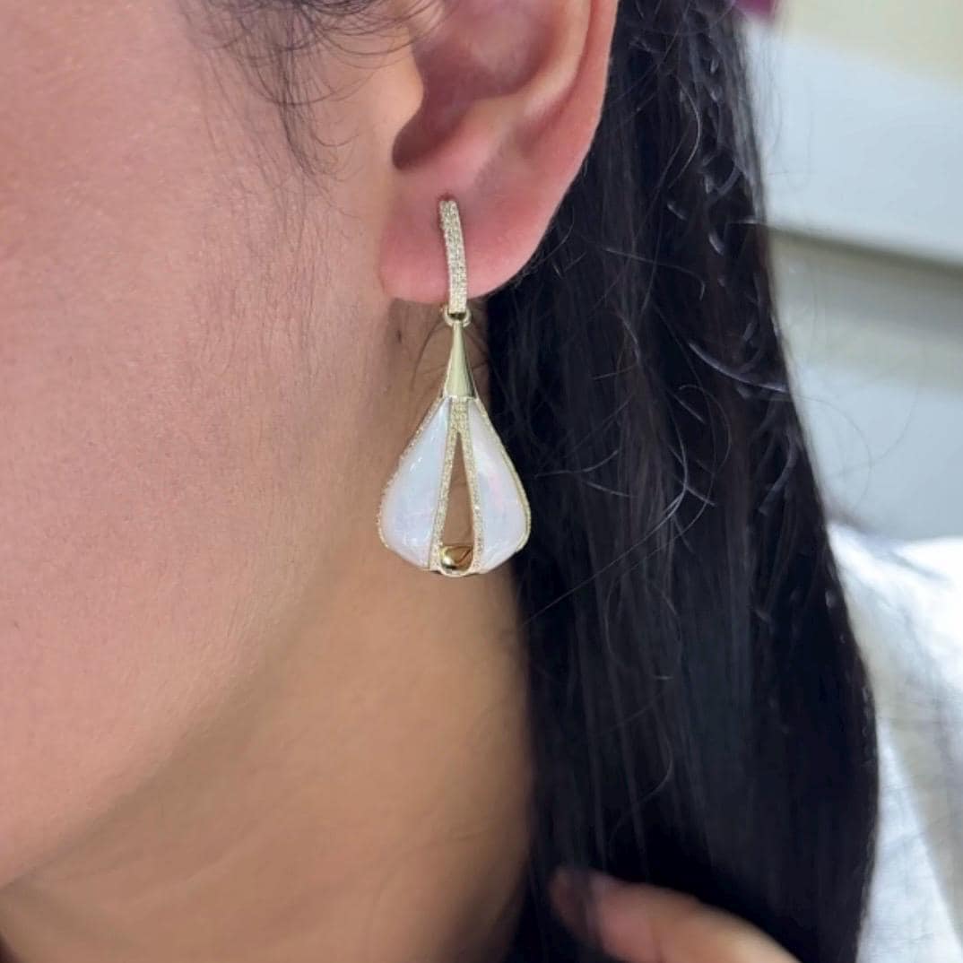 14K Yellow Gold Diamond & Mother of Pearl Earrings – 0.63ct Diamonds, 5.56ct Pearls. DC-E14993-10 IIJJ (etsy image id: 7199483544)