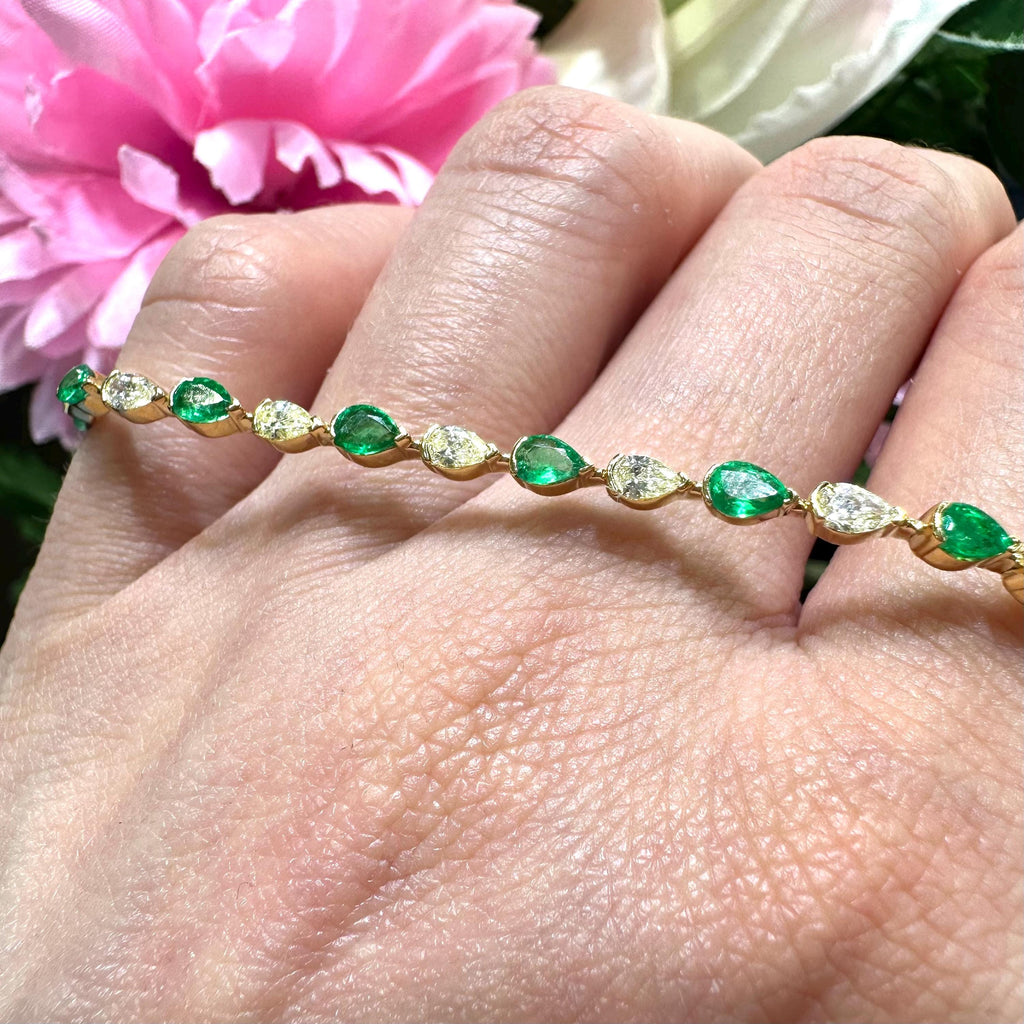 18KT Yellow Gold Emerald & Yellow Diamond Bracelet – EMDB010 GJTS (etsy image id: 7986494064)