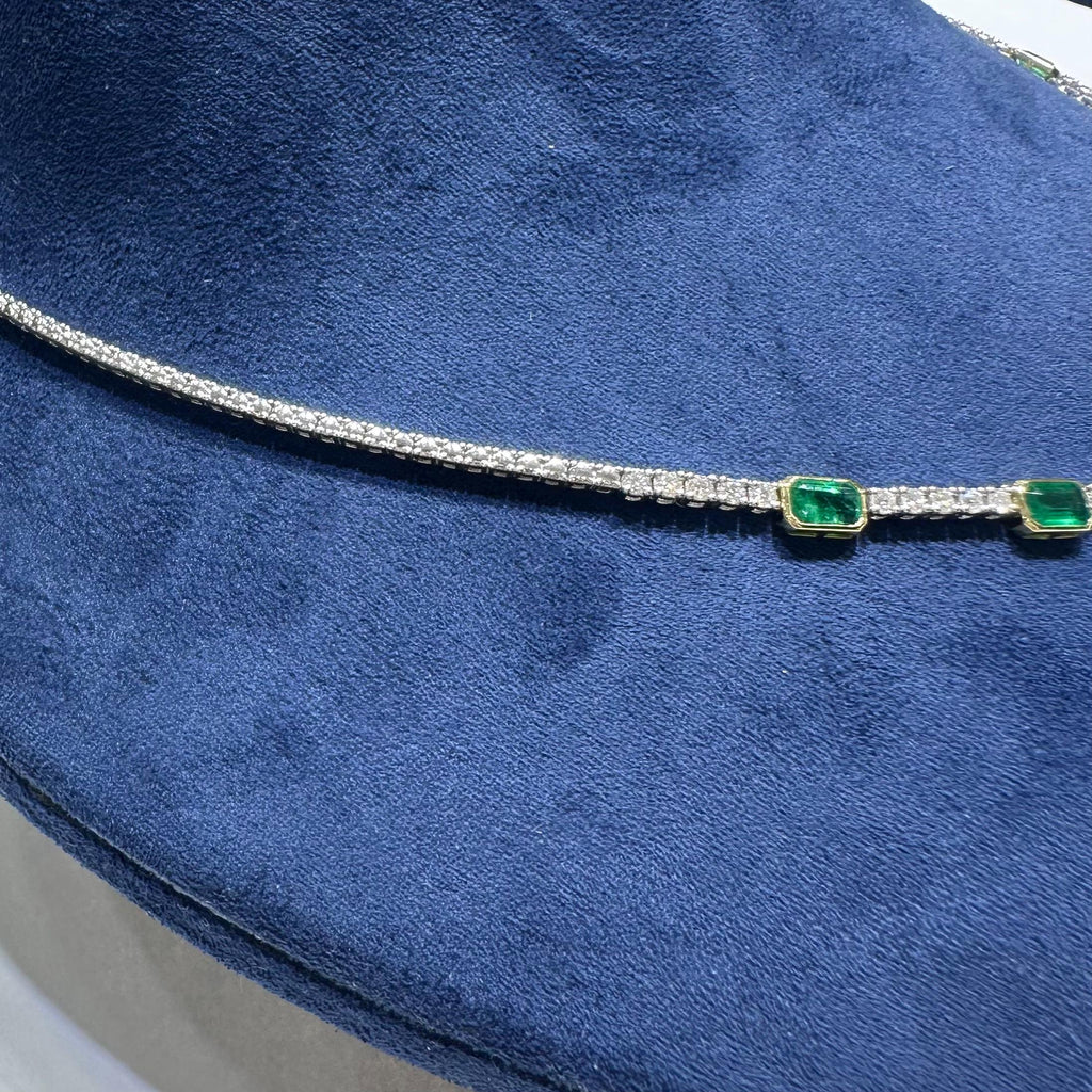 18KT White Gold Necklace with 1.50ct Natural Diamonds and 3.40ct Emerald-Cut Natural Emeralds EMDN28 AGEG (etsy image id: 8017864791)