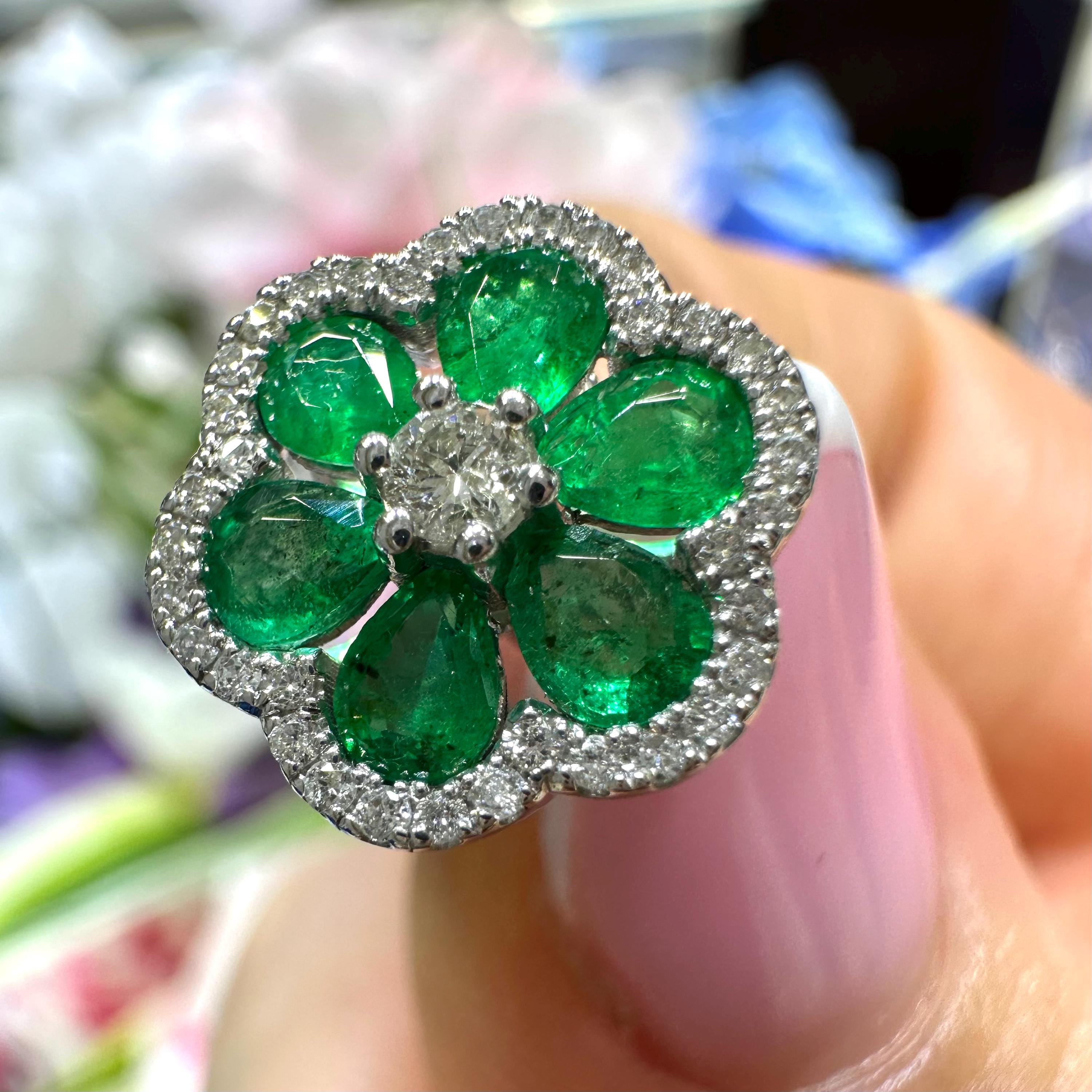 18KT White Gold Emerald & Diamond Earrings – EMER031 IGII (etsy image id: 8038463741)