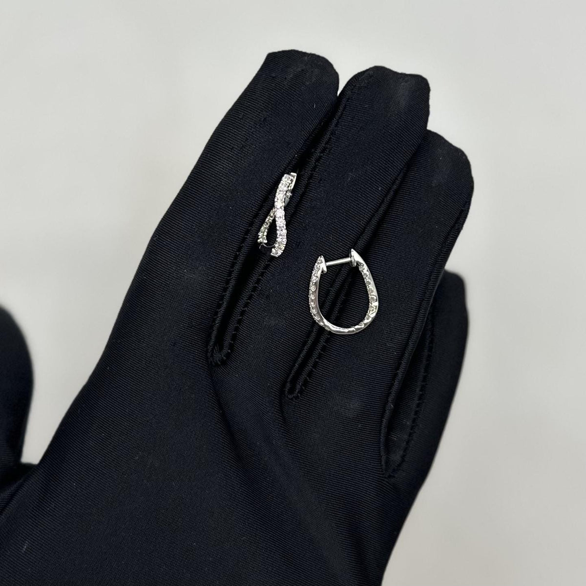 14K White Gold 0.67ct Diamond Inside-Out Earrings