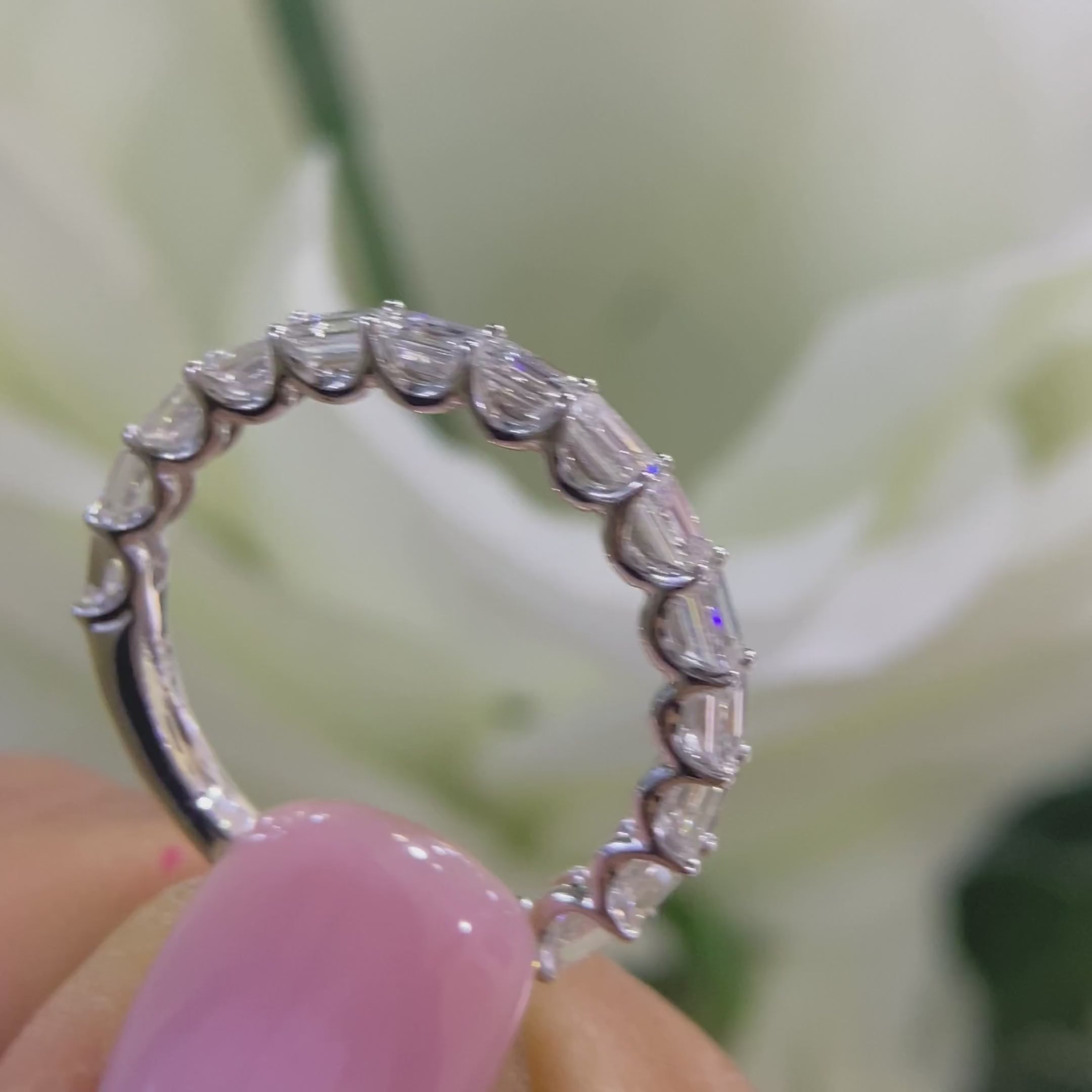 18K White Gold Emerald Cut Diamond Eternity Band – 1.33CT G-H/VS | WB110