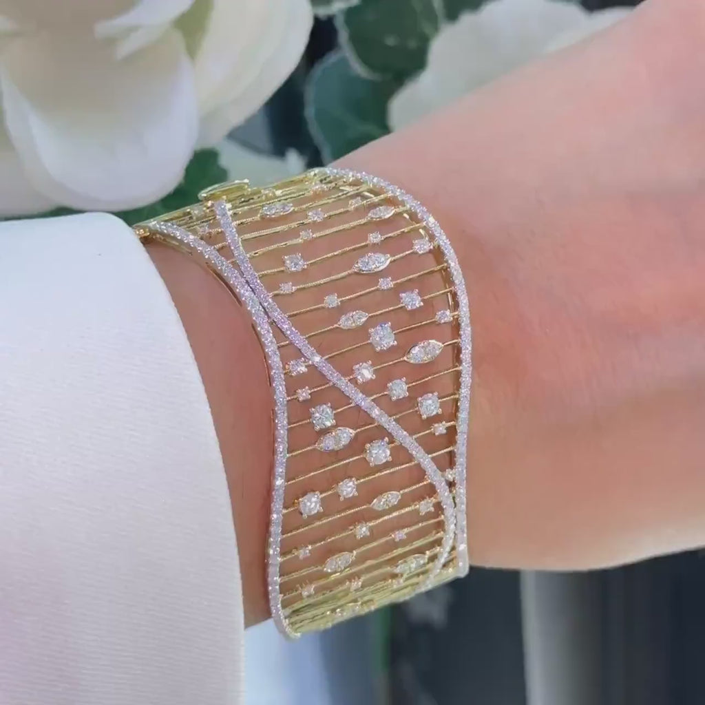 14K Yellow Gold Diamond Bangle – 3.52ct Round Diamonds DC-BNG TGJJ