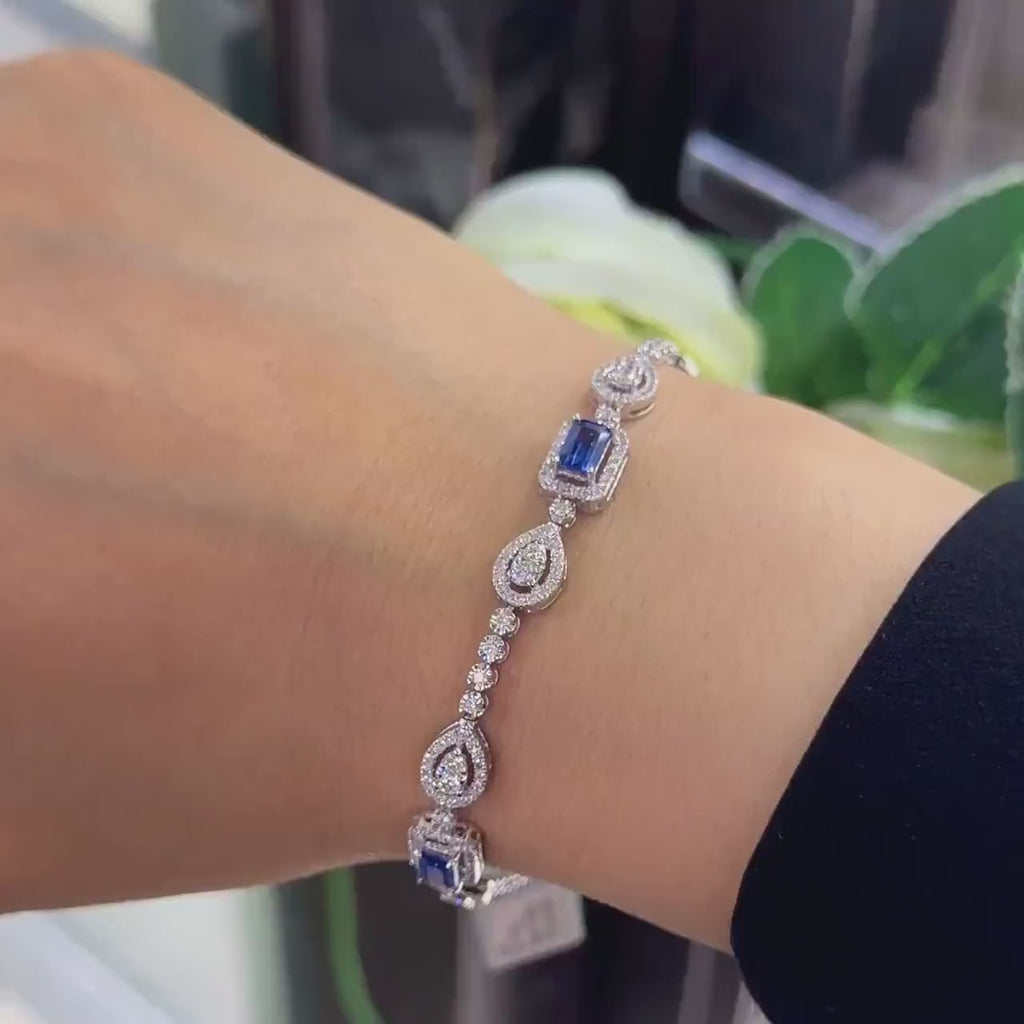 18Kt White Gold Diamond Sapphire Bracelet with 2.00ct in rd cut pear shape Natural Diamonds and 2.25ct Natural Sapphires . SDB0014 GIIJ