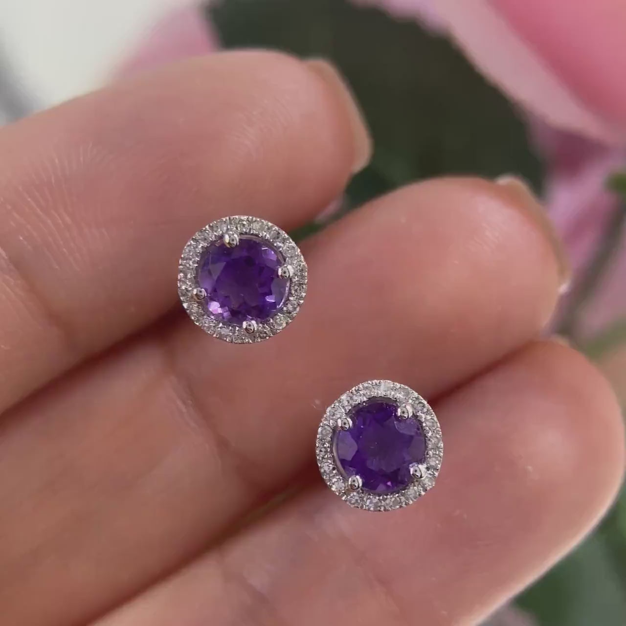 14K White Gold  0.96ct Amethyst & 0.11ct in Diamonds.  DC-E1422-161 IET