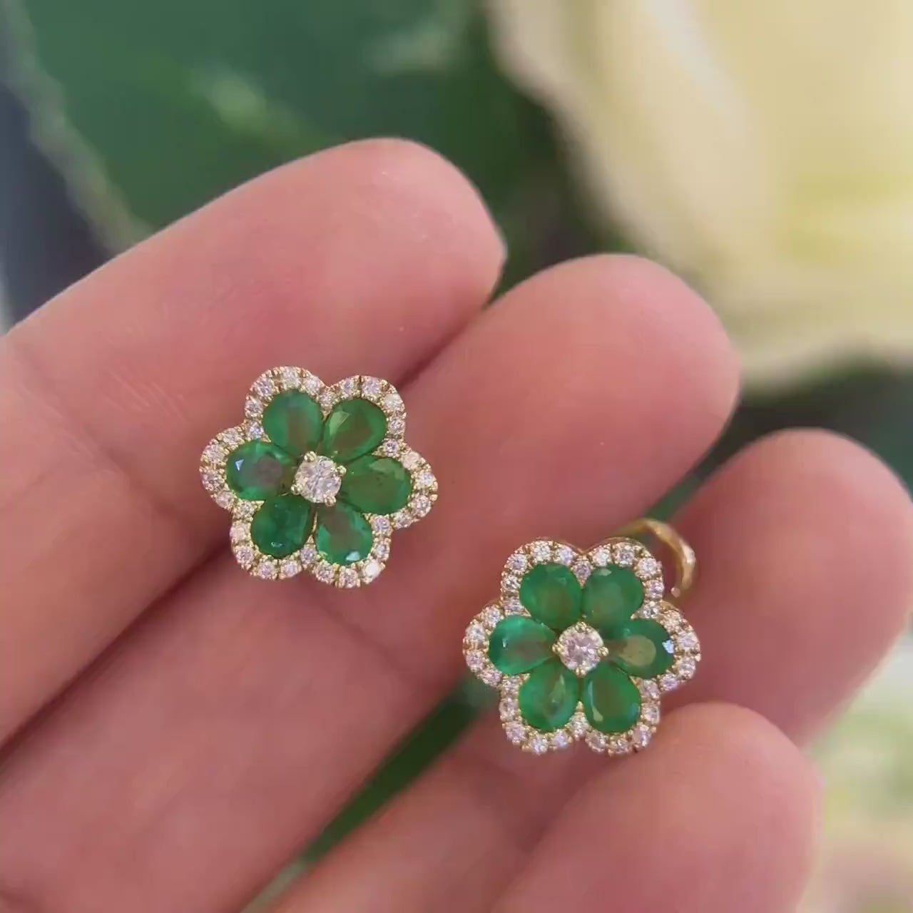 18kT Yellow Gold Flower Style Earrings , with 1.29ct Emeralds & 0.31ct Diamonds. COLER017 ZLJ