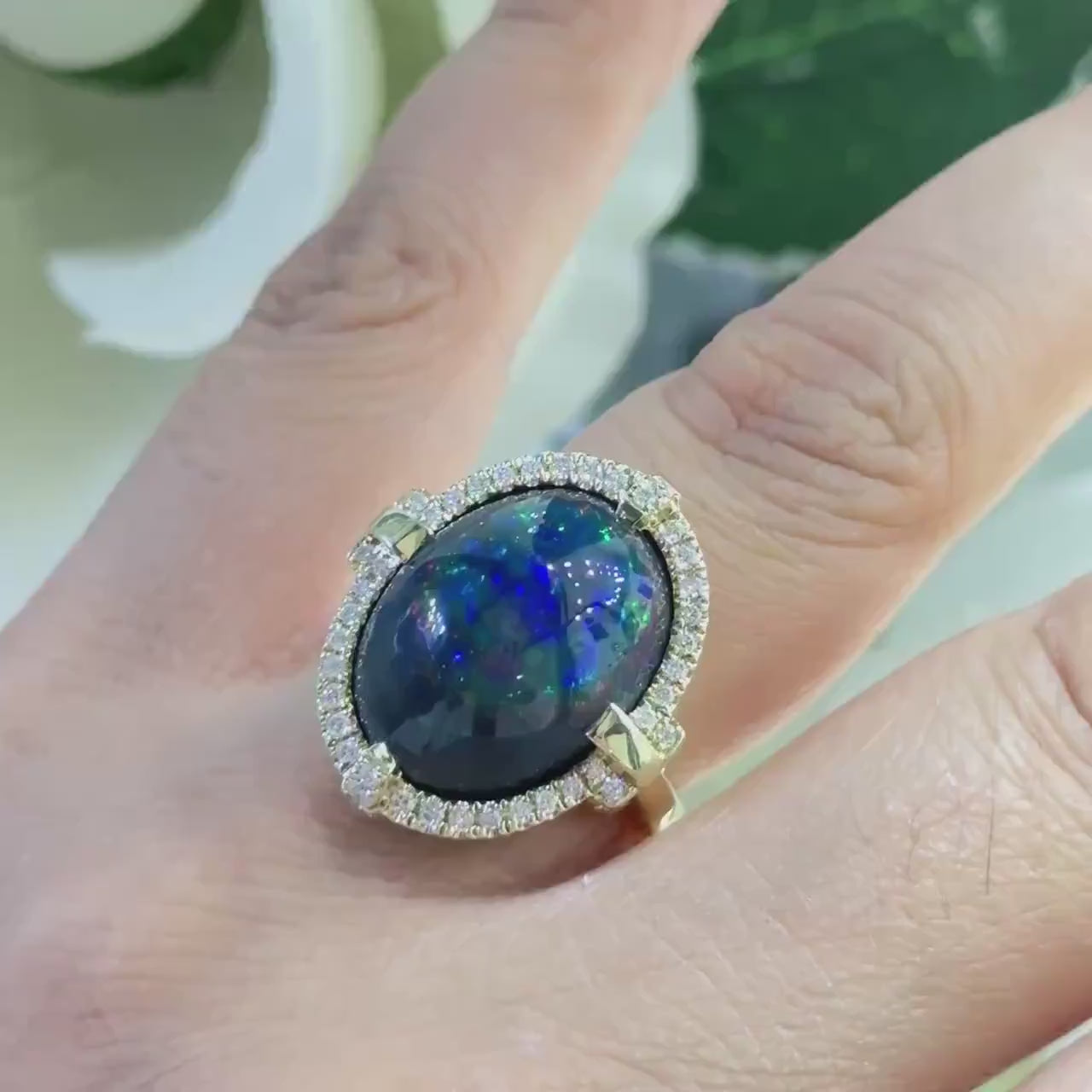 14K Yellow Gold Diamond & Opal Ring – 1.56ct Diamonds, 9.63ct Opal . DC-R14919-1 ISTJ