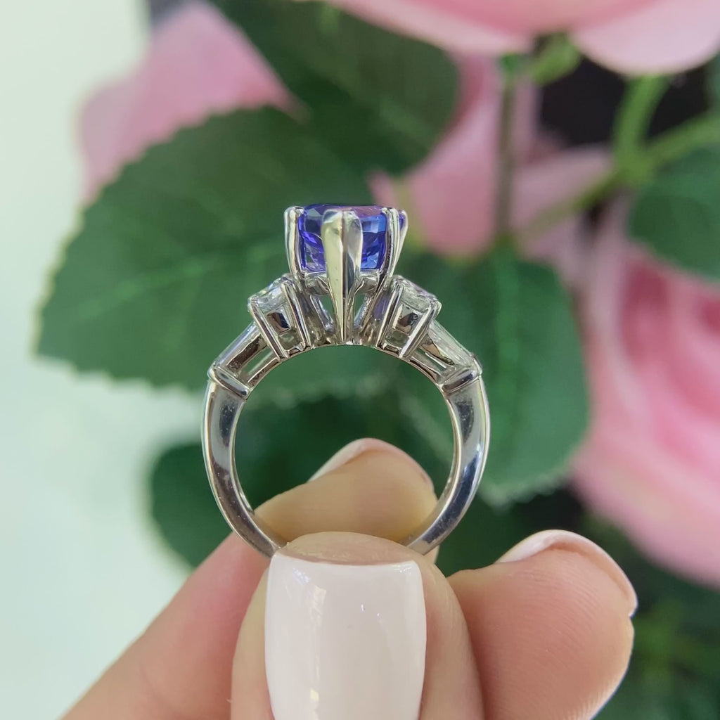 18K White Gold Pear Shape Natural Tanzanite & Diamond Ring – 3.82CT Tanzanite / 1.64CT Diamonds | TDR014