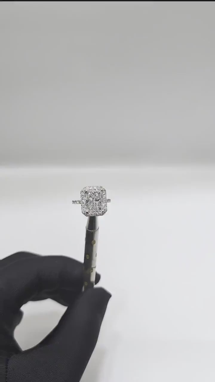 Stunning Radiant GIA Lab Diamond Engagement Ring