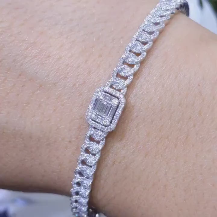 0.96ct Baguette and Round Cut Diamond Bangle in 14K White Gold