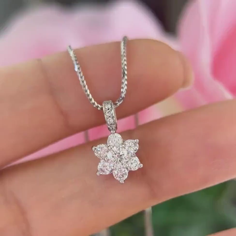 14K White Gold Flower Style 0.70CT Natural Diamond Pendant ZJJ