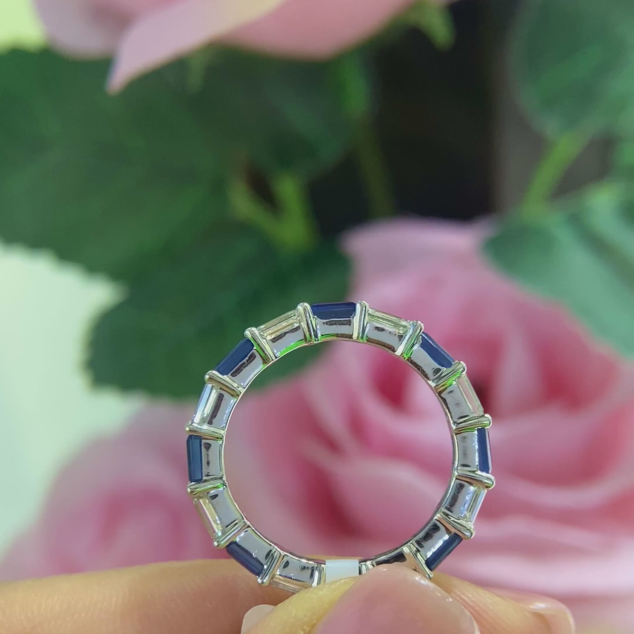 18K White Gold Sapphire & Diamond Ring – 1.98CT Sapphires AR16303BS GSAJ