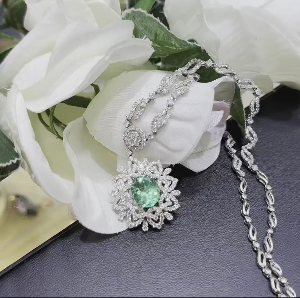 18kt Diamond Emerald Necklace